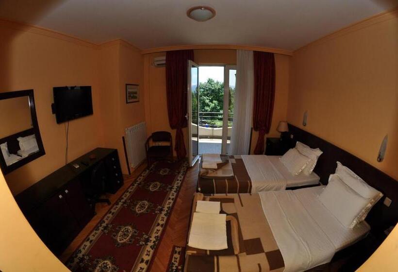 Standard-huone, Royal