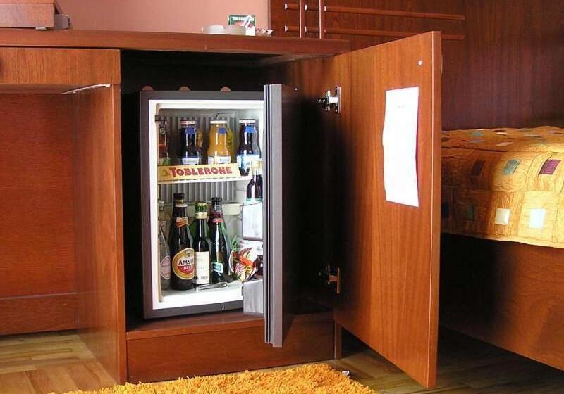 Standard-huone, Royal