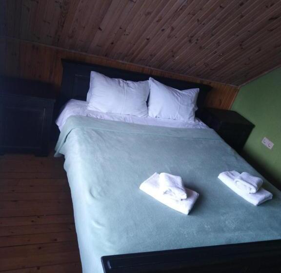 Familjerum Delat Badrum, гостинний двір