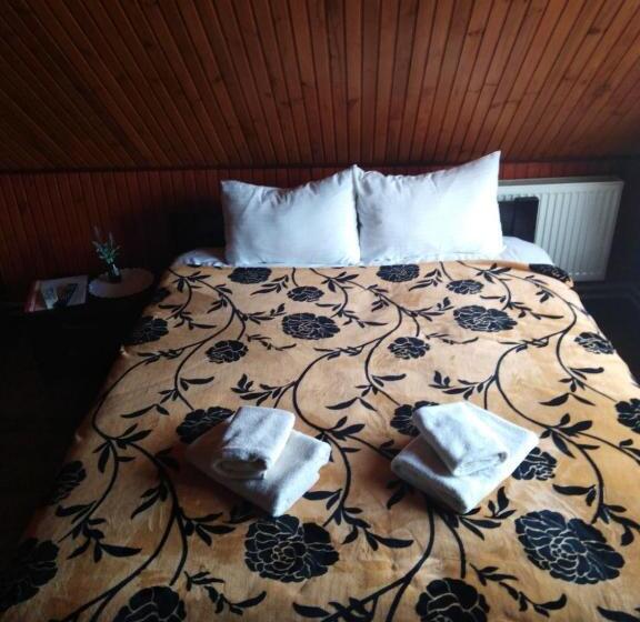 Familjerum Delat Badrum, гостинний двір