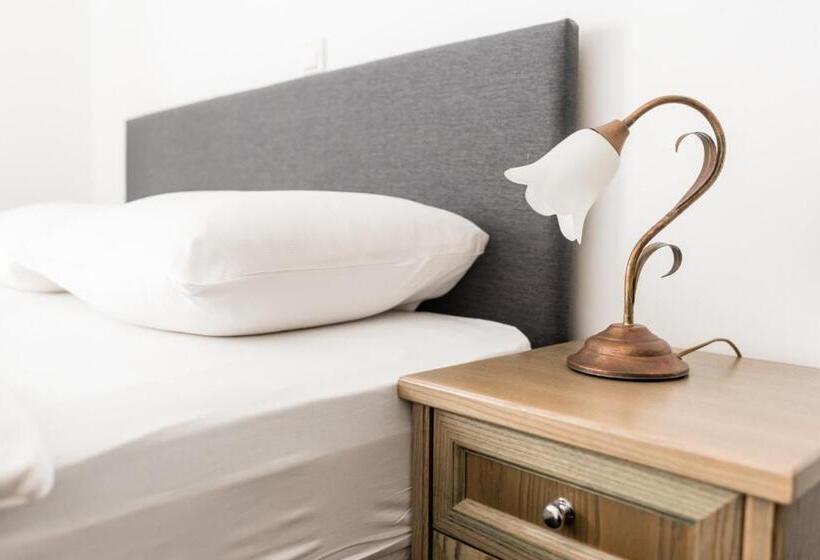 آپارتمان 2 خوابه با بالکن, Guesthouse Haler