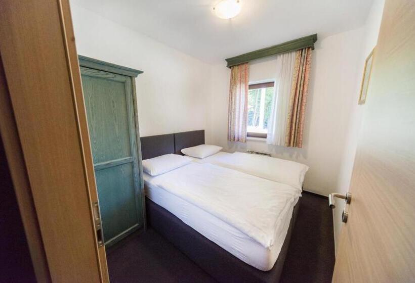 آپارتمان 1 خوابه با تراس, Guesthouse Haler