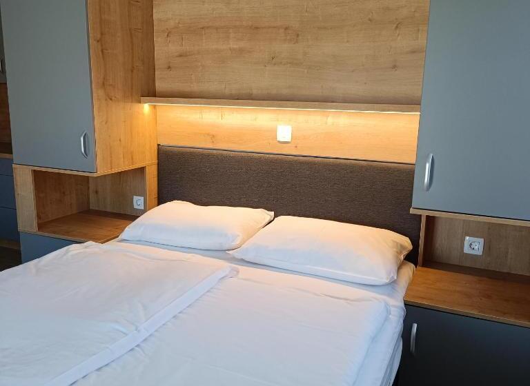 آپارتمان 1 خوابه با بالکن, Guesthouse Haler