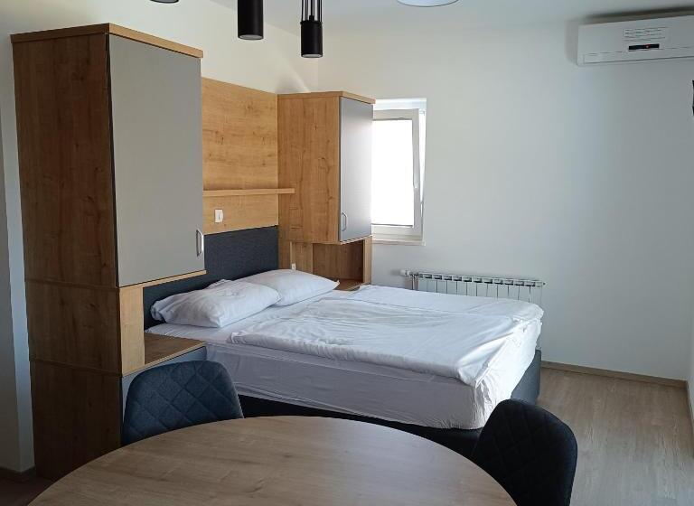 آپارتمان 1 خوابه با بالکن, Guesthouse Haler