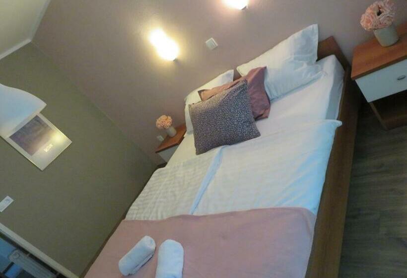 اتاق استاندارد, Guesthouse Ob Sotočju Budič