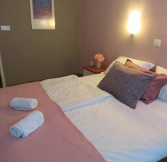 اتاق استاندارد, Guesthouse Ob Sotočju Budič