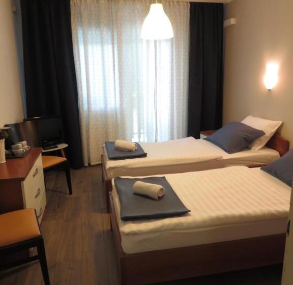 سوئیت با چشم‌انداز رودخانه, Guesthouse Ob Sotočju Budič