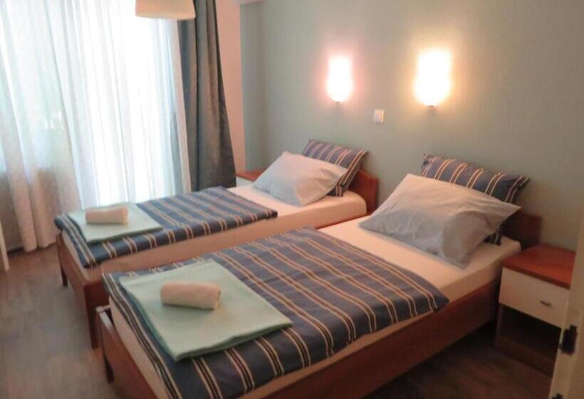 اتاق استاندارد با بالکن, Guesthouse Ob Sotočju Budič