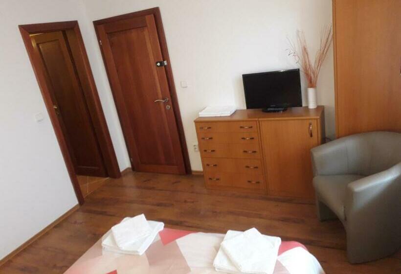 スタンダードルーム, Penzión Vila Dalí