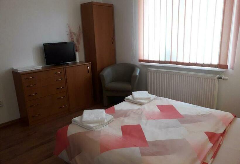 スタンダードルーム, Penzión Vila Dalí