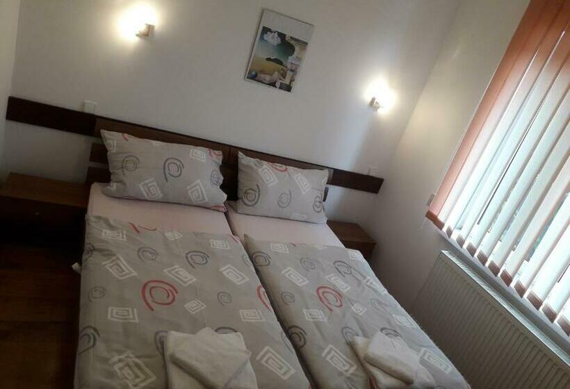 スタンダードルーム, Penzión Vila Dalí