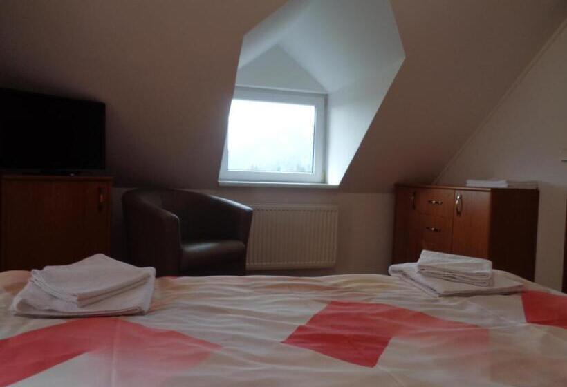 クラシックルーム, Penzión Vila Dalí