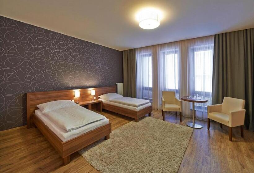 标准间, Penzion Club