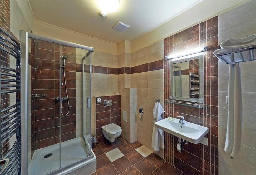 标准间, Penzion Club