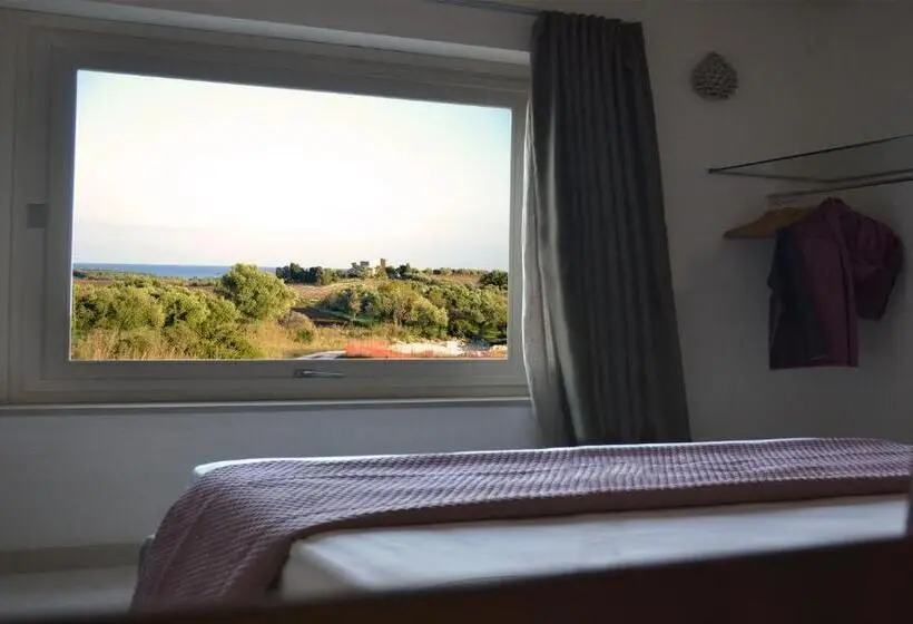 オーシャンビュースイート, Scilla Maris Charming Suites