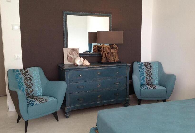 اتاق لوکس با تخت بزرگ, Scilla Maris Charming Suites