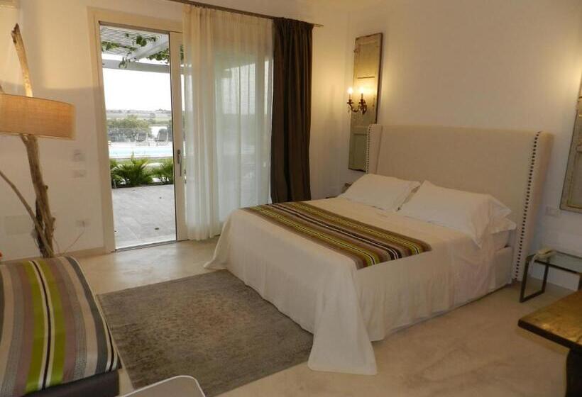חדר דחוקס עם מיטת קינג, Scilla Maris Charming Suites