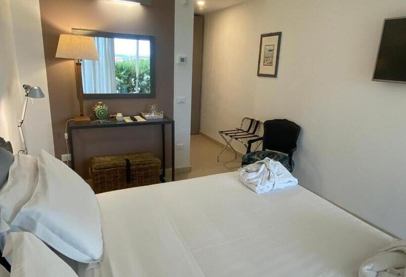 اتاق استاندارد با تخت بزرگ, Scilla Maris Charming Suites