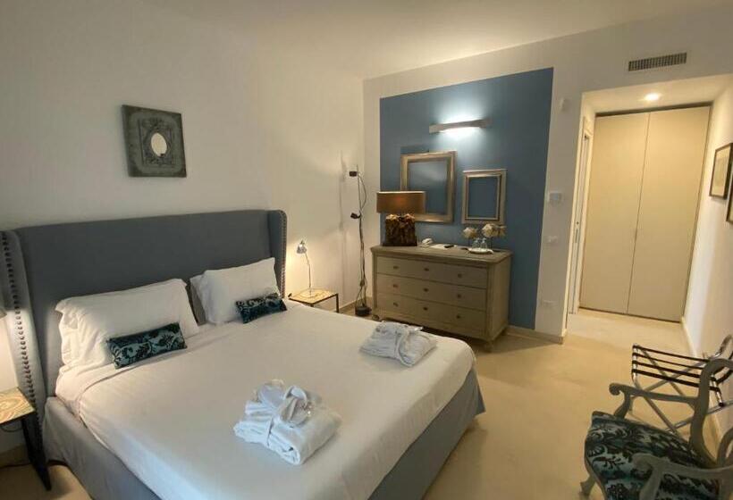 اتاق سوپریور با تخت بزرگ, Scilla Maris Charming Suites