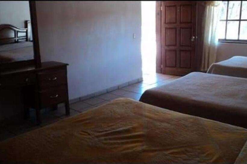 스탠다드 트리플 룸, Cabañas De Lolita En Barrancas Del Cobre