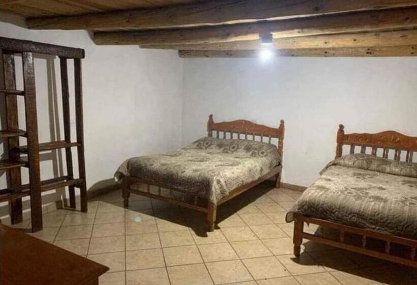 패밀리 룸, Cabañas De Lolita En Barrancas Del Cobre