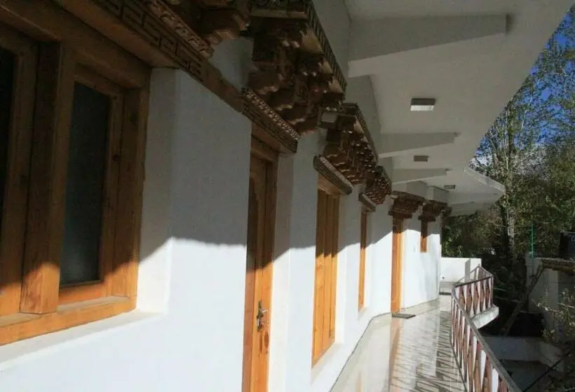 デラックスルーム, Mentokling Guest House And Garden Restaurant