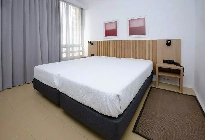 Huoneisto 2 Makuuhuonetta, Apartahotel Foz Atlantida