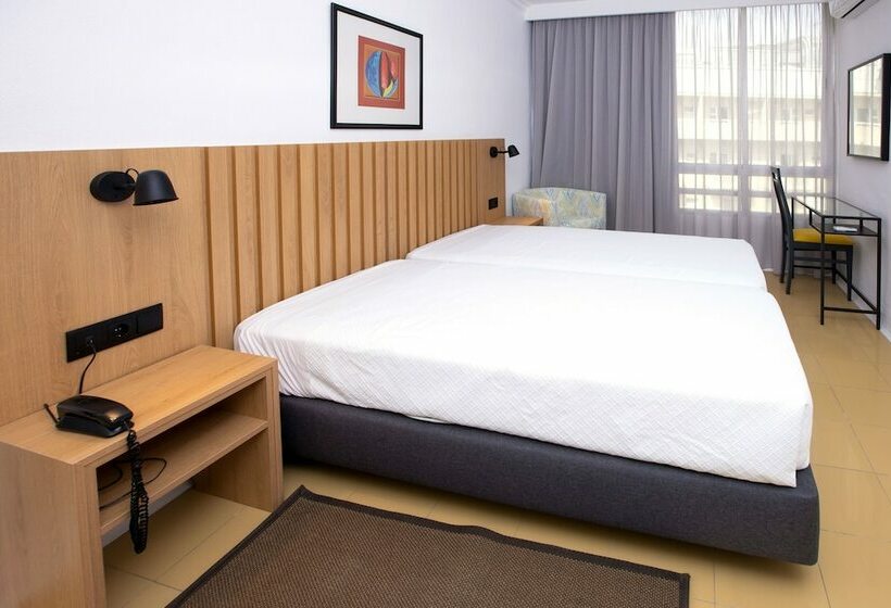 Апартаменты 3 Спальни, Apartahotel Foz Atlantida