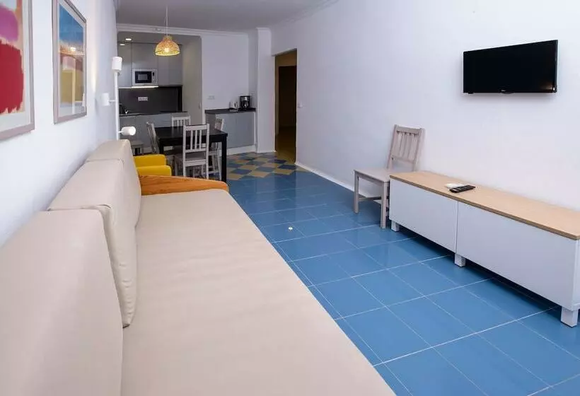 Huoneisto 3 Makuuhuonetta, Apartahotel Foz Atlantida