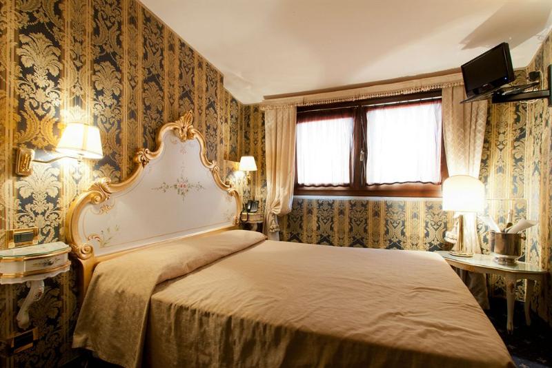 Classic Room, Al Graspo De Ua