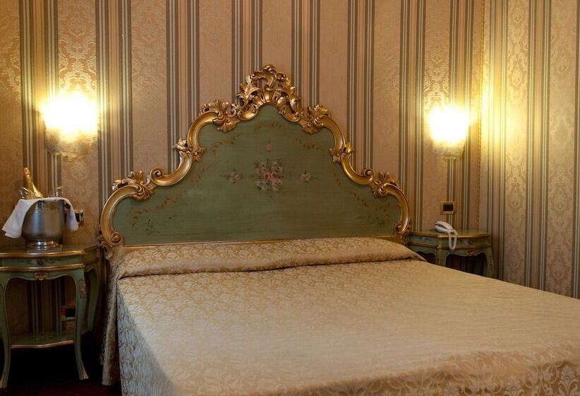 Classic Room, Al Graspo De Ua