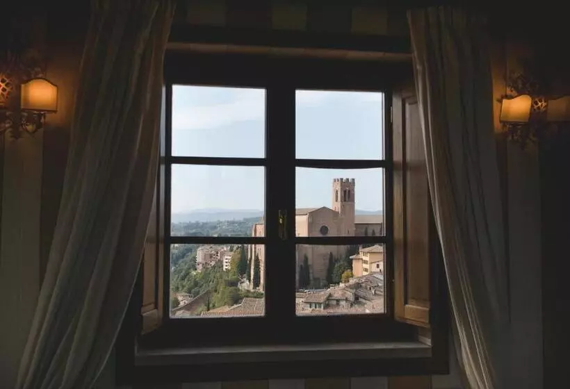 سوئیت با چشمانداز, Grand Hotel Continental Siena Starhotels Collezione