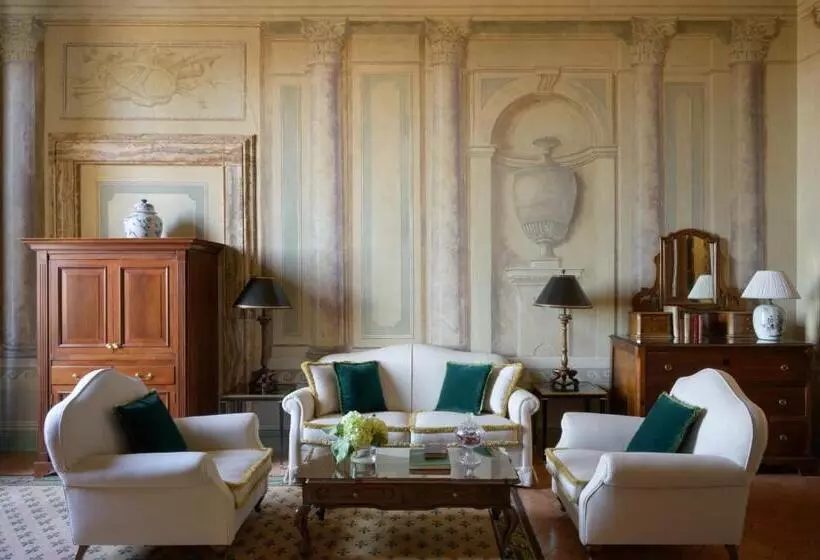 سوییت جونیور, Grand Hotel Continental Siena Starhotels Collezione