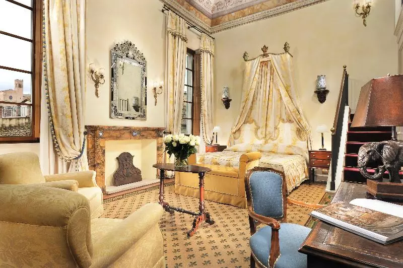 سوییت, Grand Hotel Continental Siena Starhotels Collezione