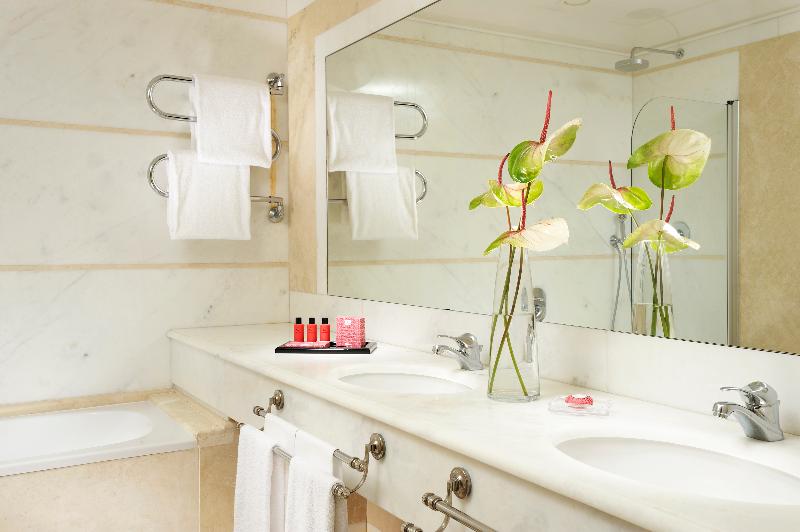 家庭间, Grand Hotel Continental Siena   Starhotels Collezione