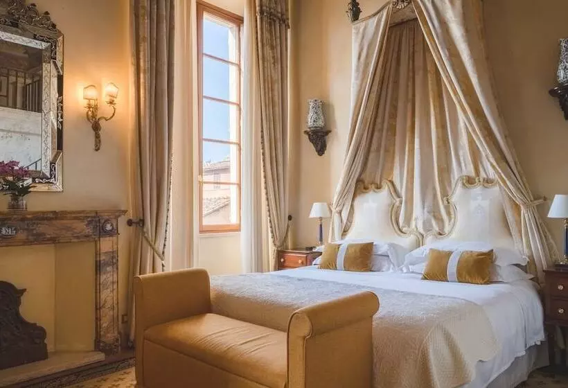 سوییت, Grand Hotel Continental Siena Starhotels Collezione
