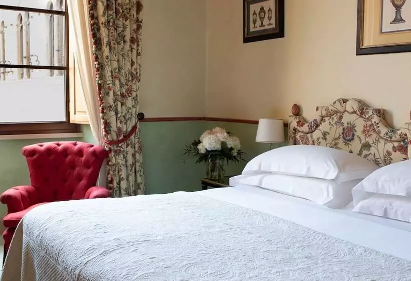 اتاق لوکس, Grand Hotel Continental Siena Starhotels Collezione