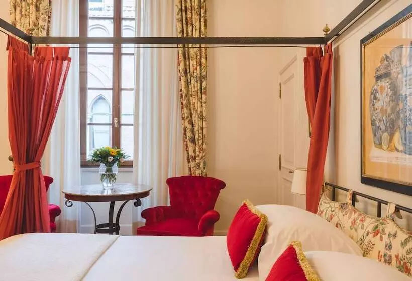 اتاق لوکس, Grand Hotel Continental Siena Starhotels Collezione
