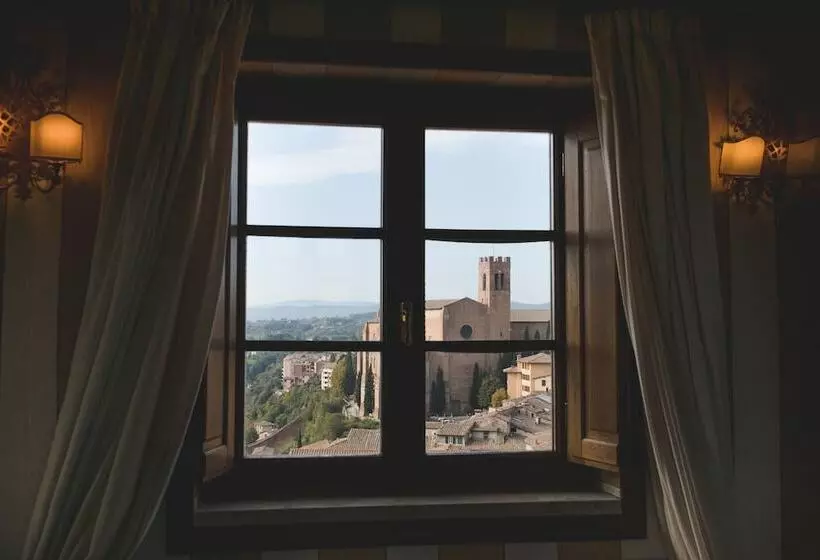 سوئیت با چشمانداز, Grand Hotel Continental Siena Starhotels Collezione