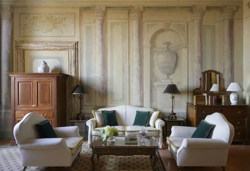 سوییت جونیور, Grand Hotel Continental Siena Starhotels Collezione