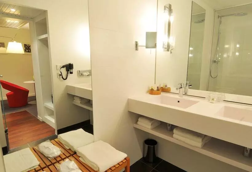 スタンダードトリプルルーム, Hôtel Mercure Nantes Centre Gare