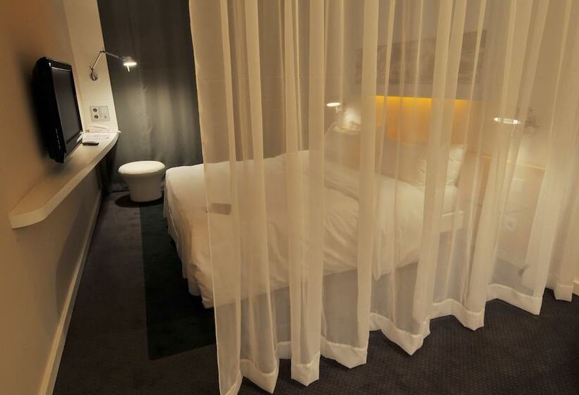 غرفة قياسية ثلاثية, Hôtel Mercure Nantes Centre Gare