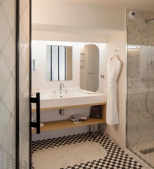 جناح عائلي, Hôtel Mercure Nantes Centre Gare