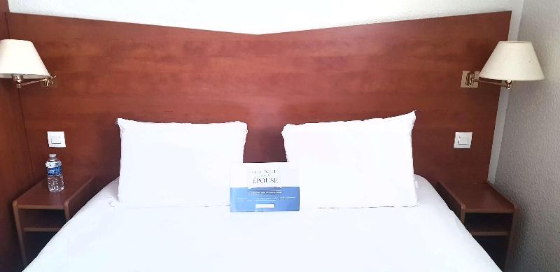 غرفة قياسية, Kyriad Chantilly