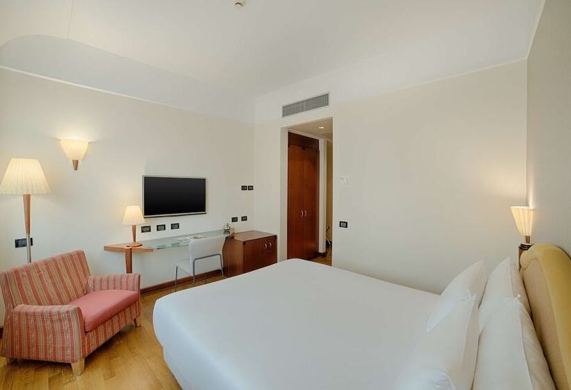 اتاق سوپریور, NH Milano Machiavelli