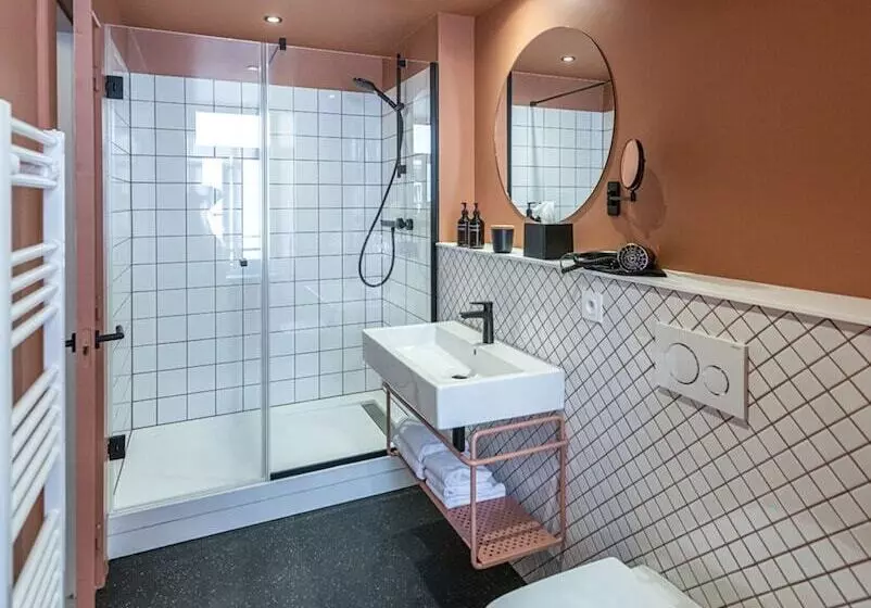 Superior Kolmen Hengen Huone, Tandem - Boutique Hotel