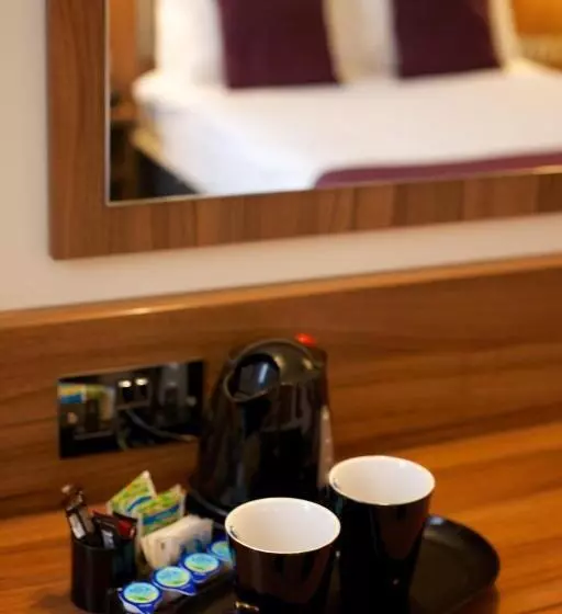 اتاق استاندارد یک نفره, Quality Hotel Hampstead