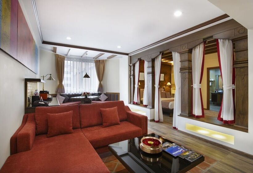 سوییت خانوادگی, Royal Singi