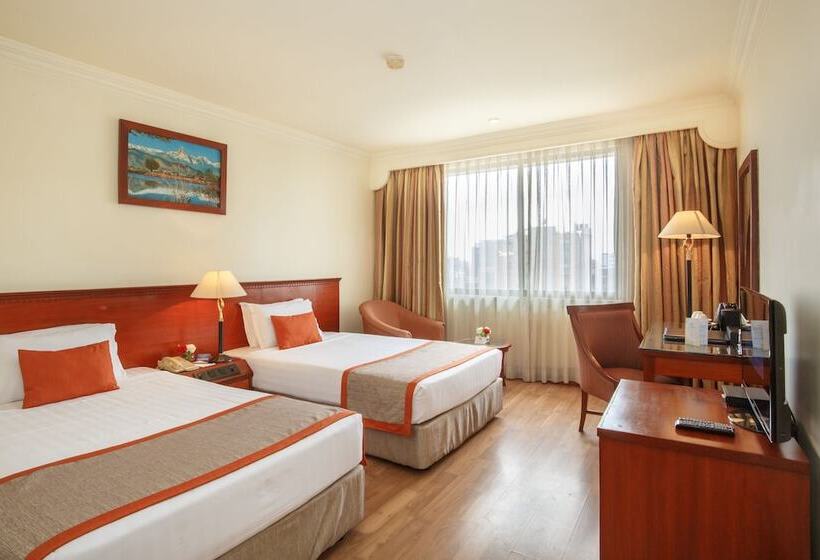 اتاق لوکس, Royal Singi