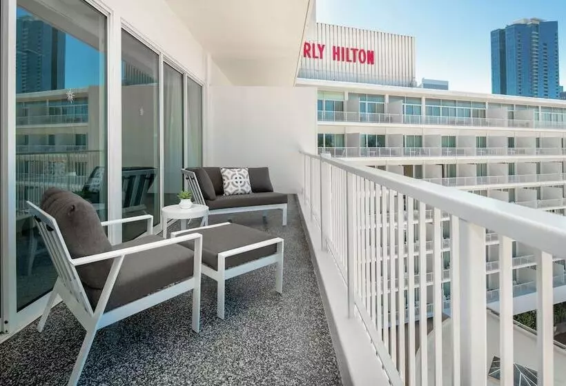 Standard-studio Parivuode, The Beverly Hilton